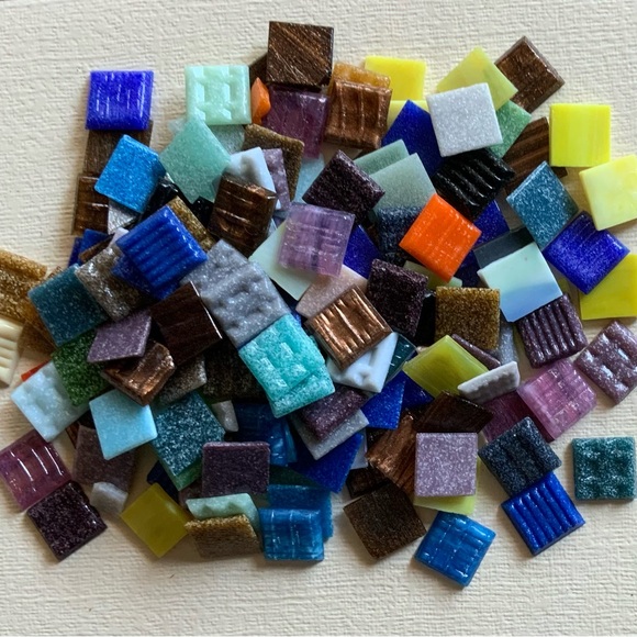 1 pound of glass tiles for your art project - Picture 1 of 6